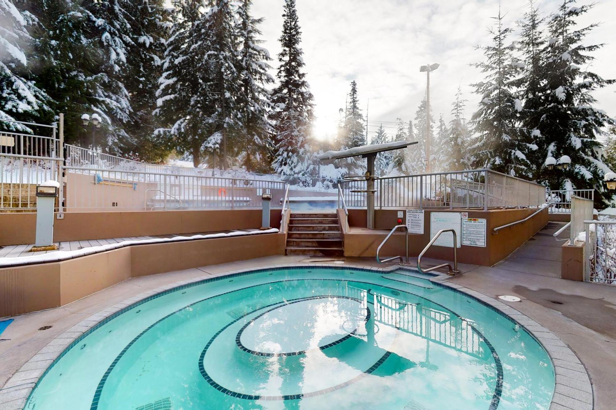 Apartamento Woodrun #418 Whistler Exterior foto